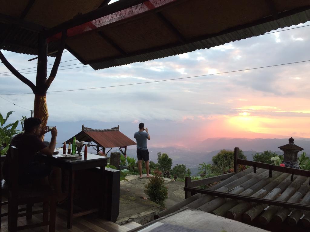 Puri Sunset Homestay Munduk  Luaran gambar